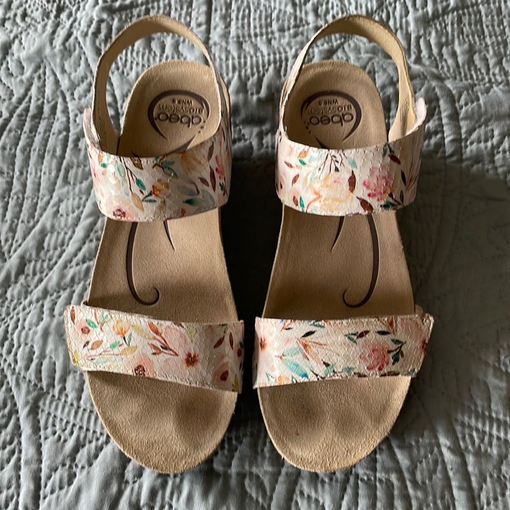 VGUC Abeo B.I.O.system Floral Sandals size 8.5